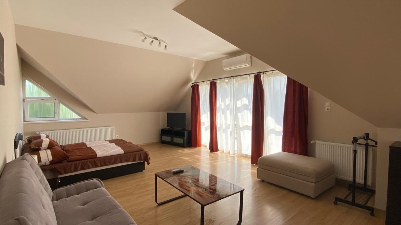 Korall Apartman Балатонфюзфё Экстерьер фото